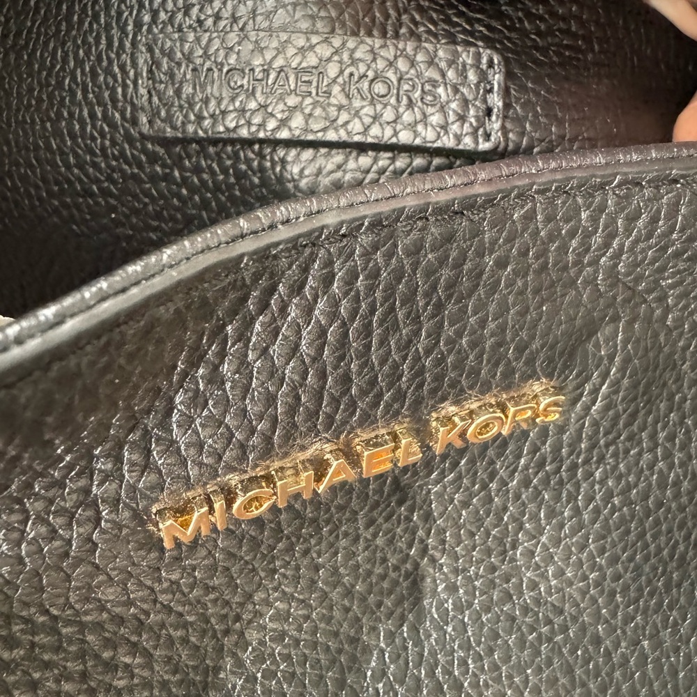 NWT MICHAEL MICHAEL KORS Ashbury Slouchy Large Leather Shoulder Bag  Color Black - Picture 2 of 4